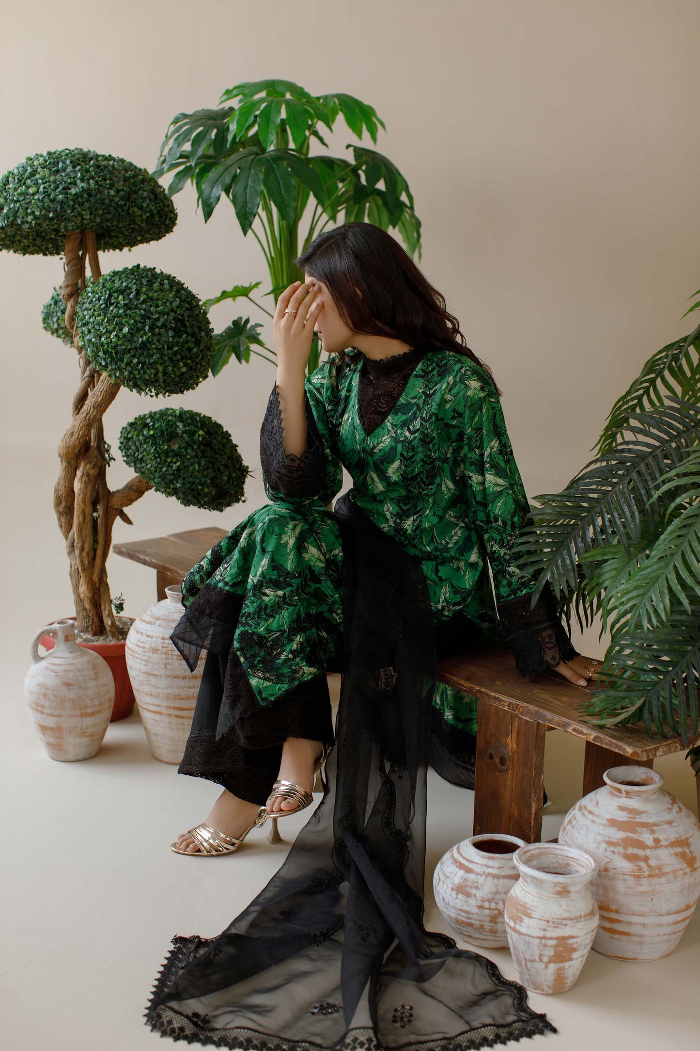 Garden glam- Embroidered