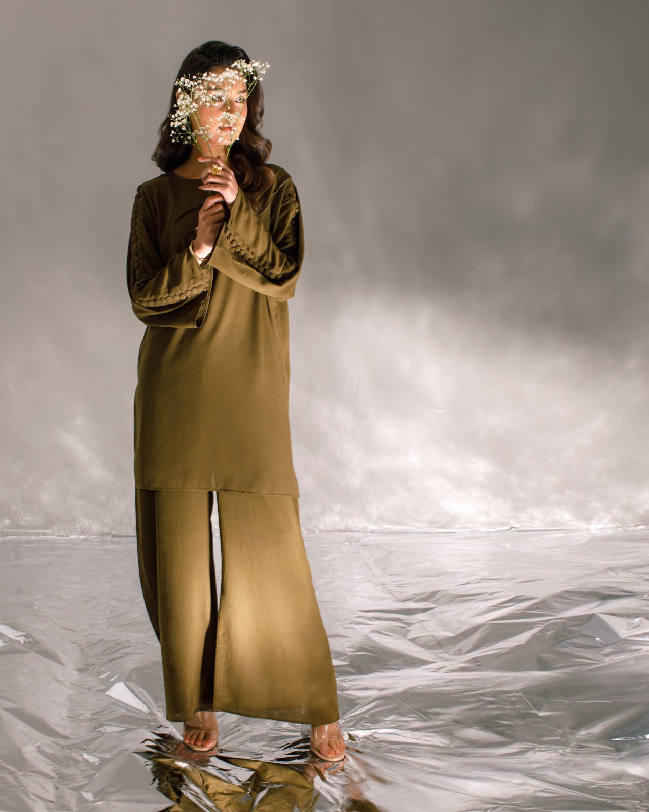 Olive green- Lyra