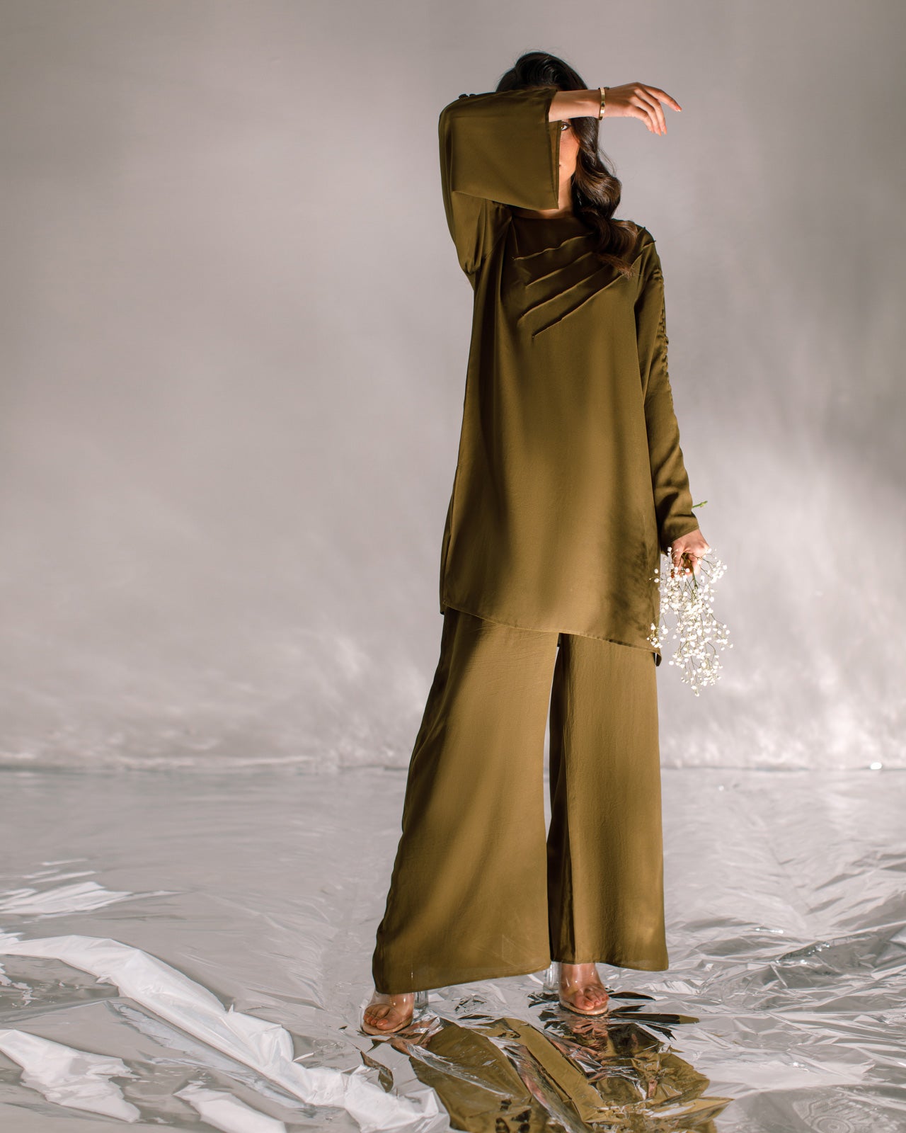 Olive green- Lyra