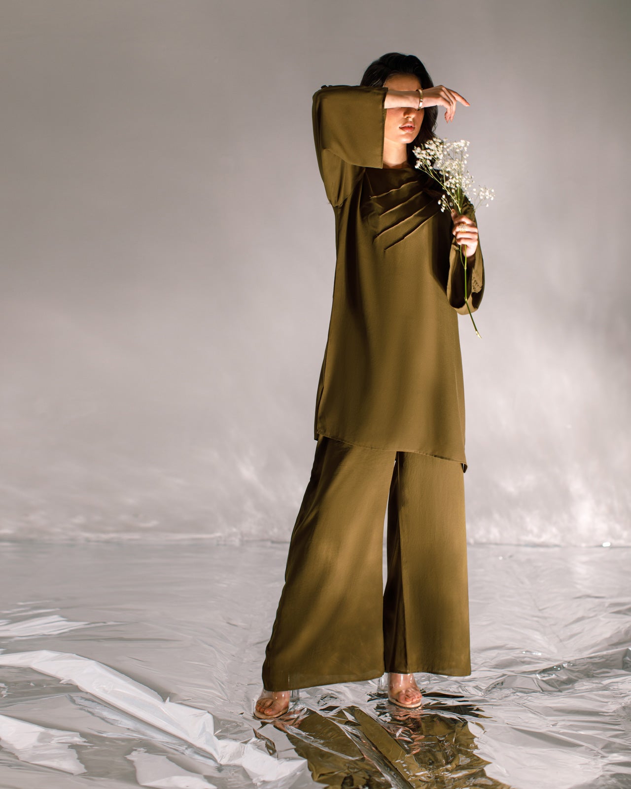 Olive green- Lyra
