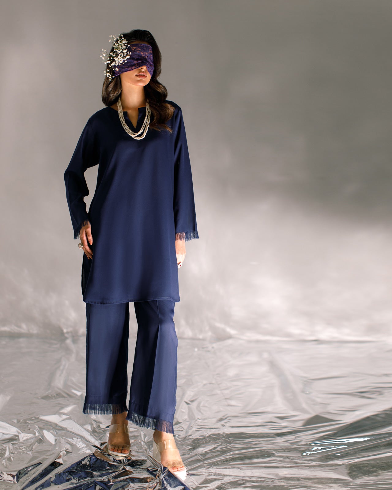 Navy blue- Aylin