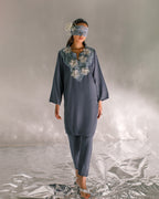 Grey- luna