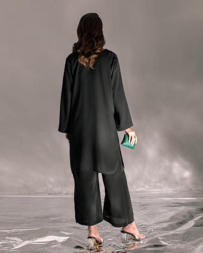 Black- Elara