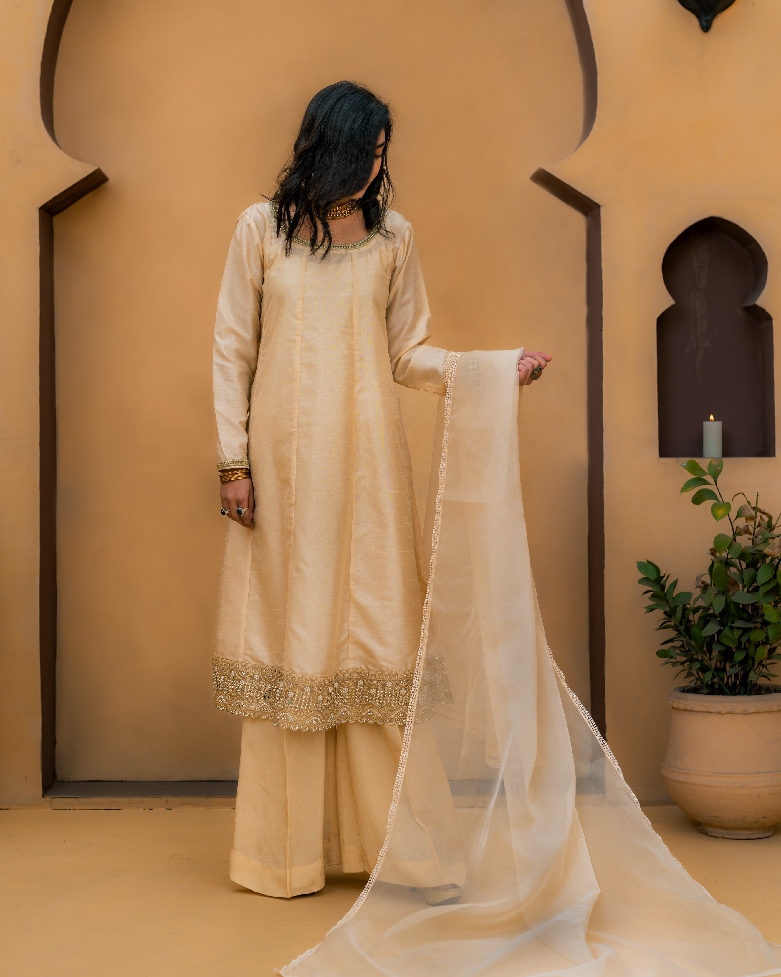 Huate Form | Luxury Pret | Rizz main image 1